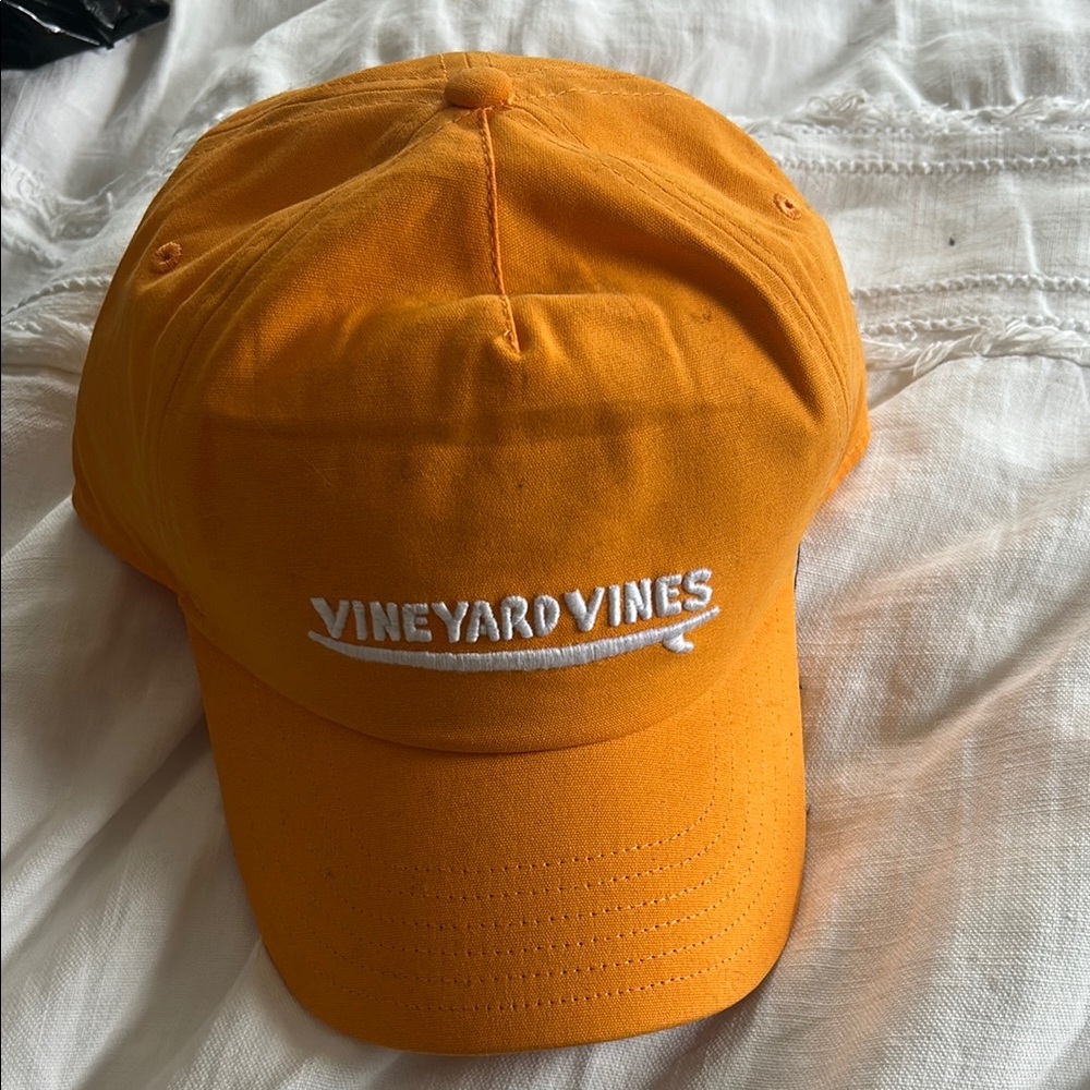 Vineyard vines hat